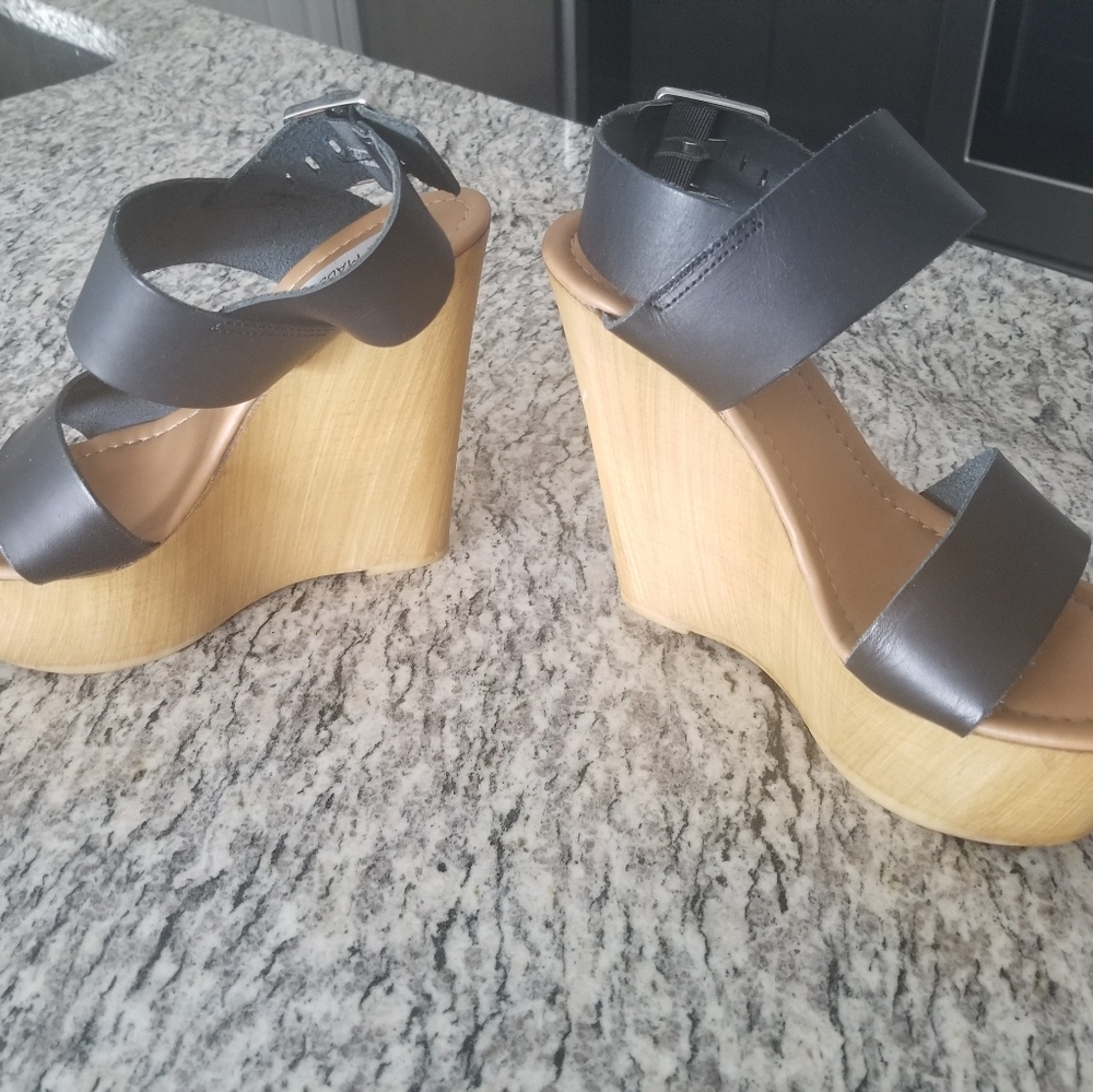 Steve Madden Wedge Sandal - Picture 4 of 7